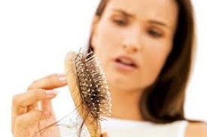 10 cách chăm sóc tóc giúp giảm gãy rụng